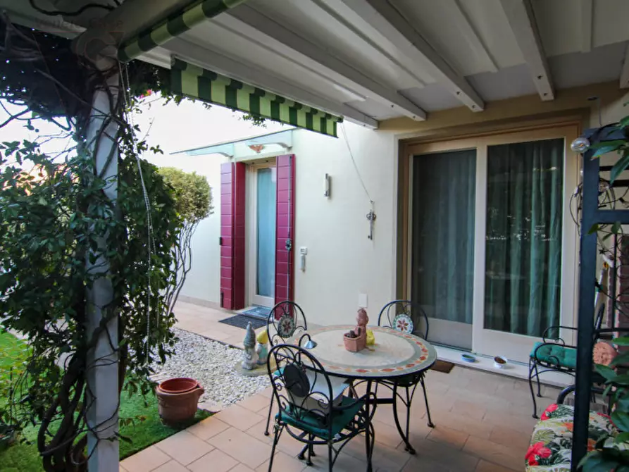 Immagine 34 di Casa quadrifamiliare in vendita  in via della pace a Piove Di Sacco