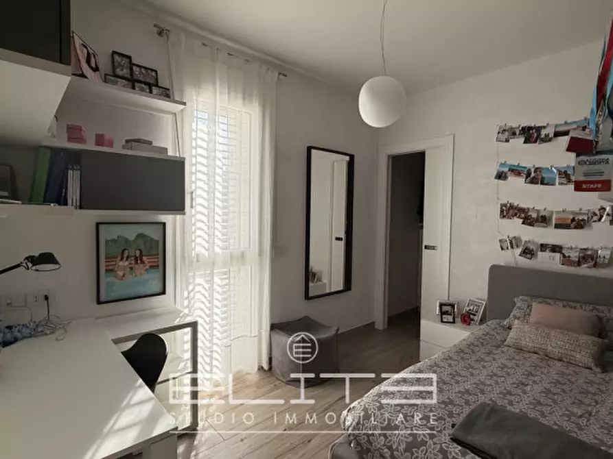 Immagine 15 di Appartamento in vendita  a Ancona