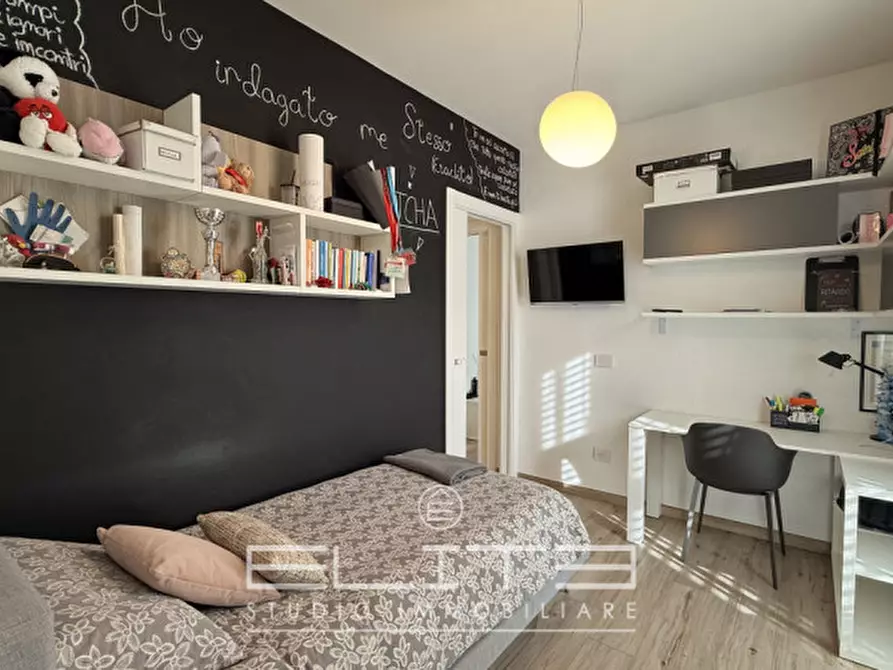 Immagine 16 di Appartamento in vendita  a Ancona