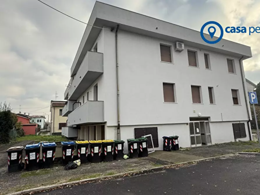 Immagine 10 di Appartamento in vendita  in Via Beniamino Gigli 7A a Rovigo