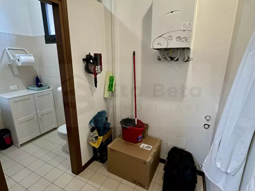 Immagine 9 di Negozio in vendita  in Vicolo Vittorio Bachelet a Limena