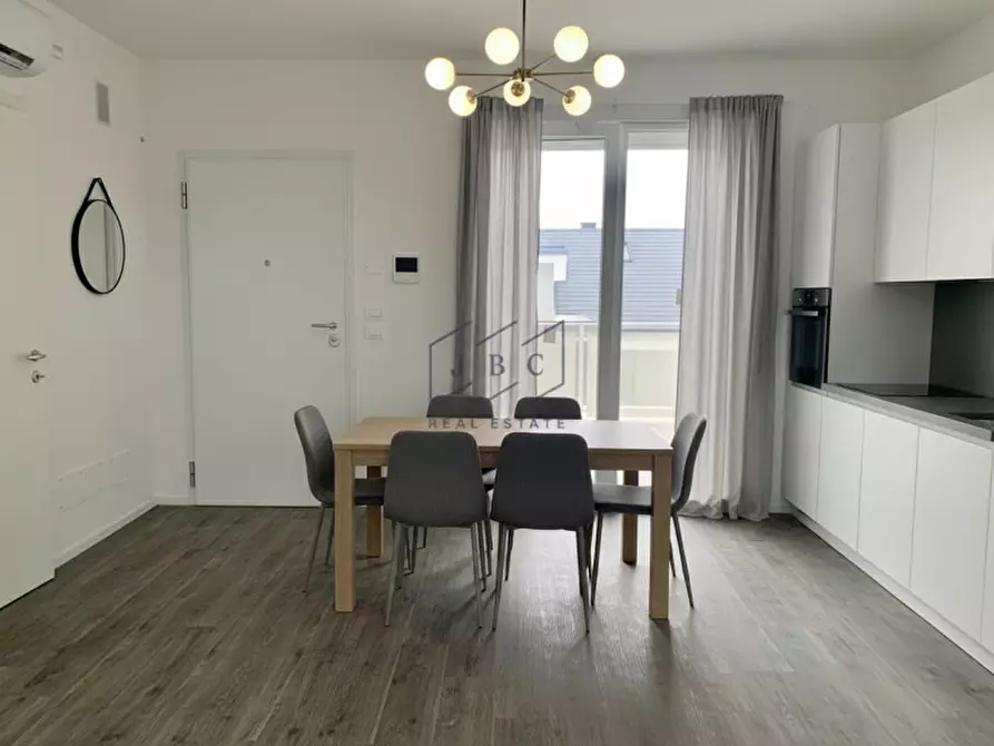 Immagine 8 di Appartamento in vendita  in Via Cesare Pavese 1 a Jesolo