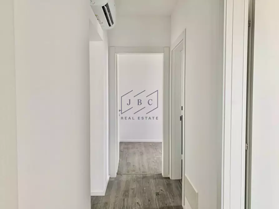 Immagine 14 di Appartamento in vendita  in Via Cesare Pavese 1 a Jesolo