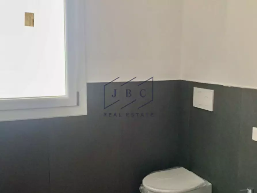 Immagine 25 di Appartamento in vendita  in Via Cesare Pavese 1 a Jesolo