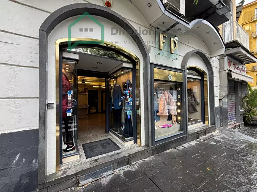 Immagine 1 di Negozio in vendita  in Corso Giuseppe Garibaldi,286 a Napoli