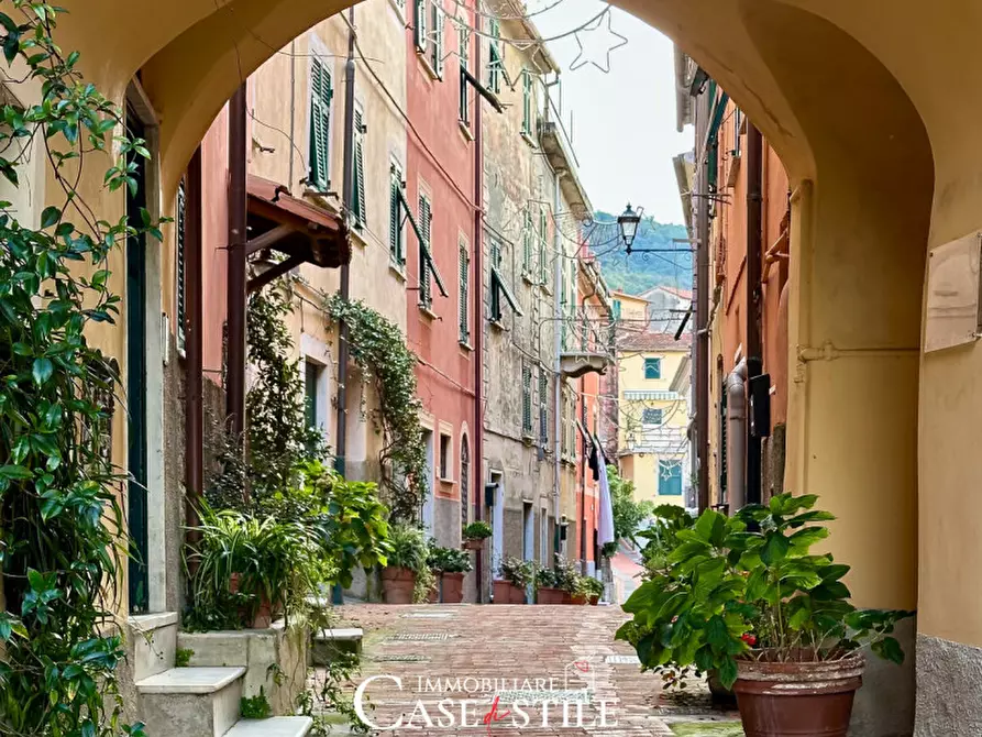 Immagine 12 di Appartamento in vendita  in Via Carro  44 a Lerici