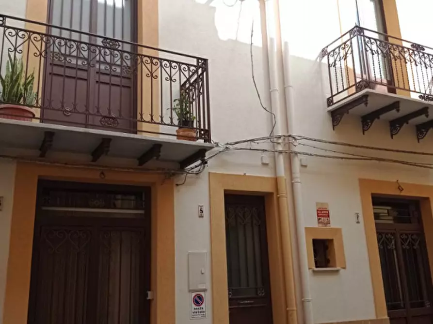 Immagine 2 di Villetta a schiera in vendita  in Via Grotte, 3 a Bagheria