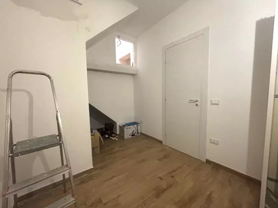 Immagine 22 di Villetta a schiera in vendita  in Via Grotte, 3 a Bagheria