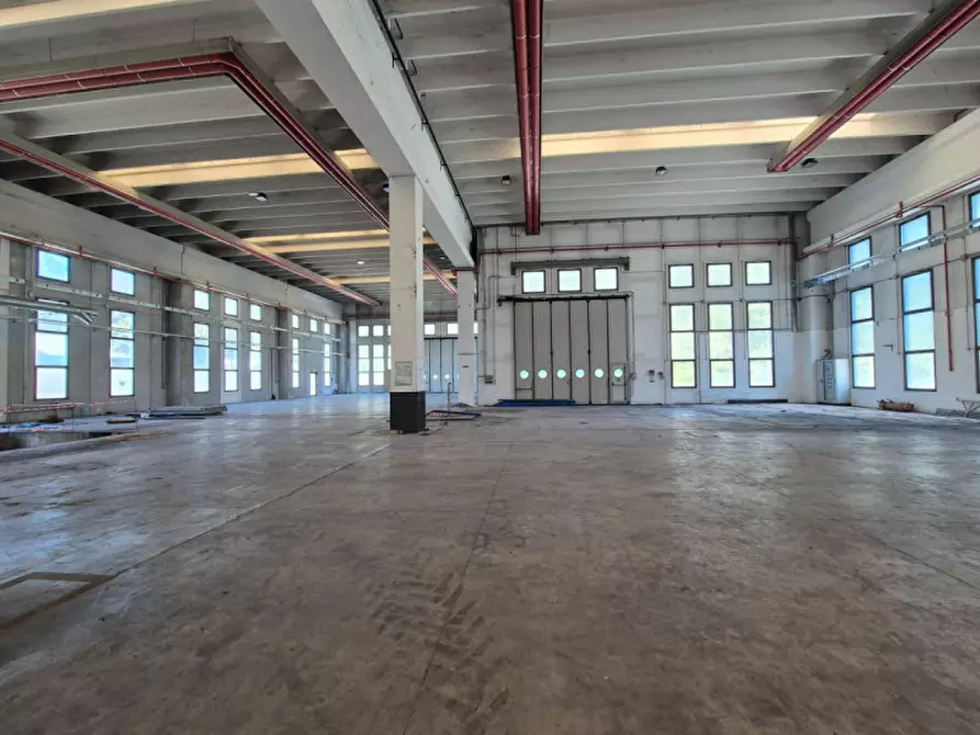 Immagine 1 di Capannone industriale in affitto  in via dell'artigianato a Velo D'astico