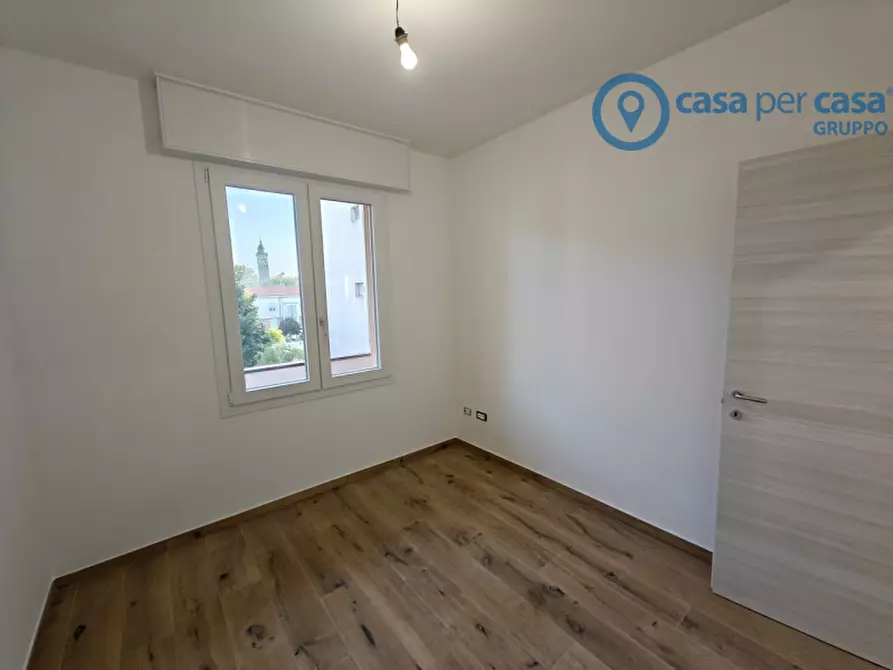 Immagine 3 di Appartamento in vendita  a Rovigo