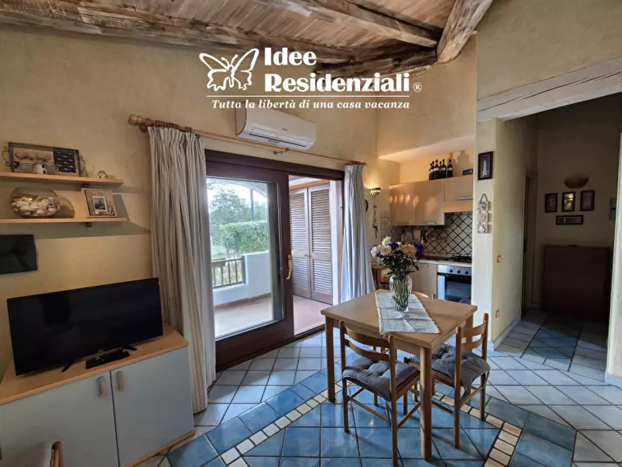 Immagine 6 di Villa in vendita  in Via Mar Nero a Olbia