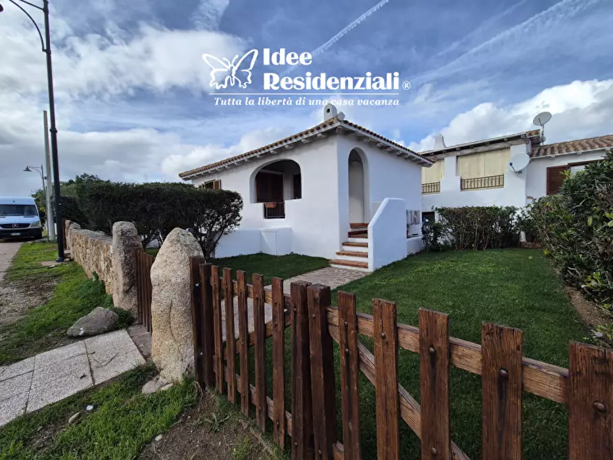 Immagine 14 di Villa in vendita  in Via Mar Nero a Olbia