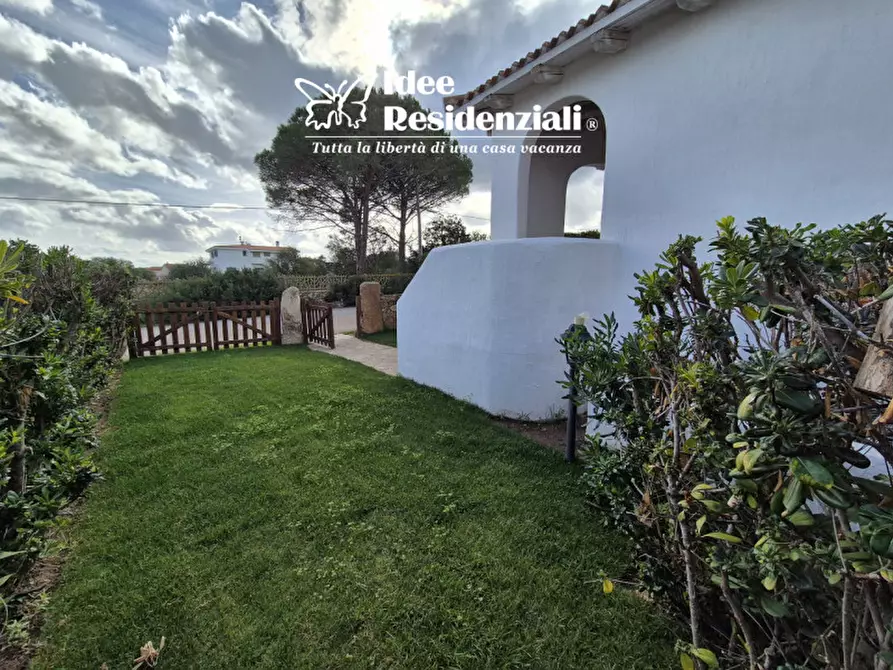 Immagine 15 di Villa in vendita  in Via Mar Nero a Olbia