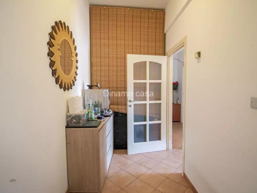 Immagine 4 di Appartamento in vendita  in via isarco a Prato