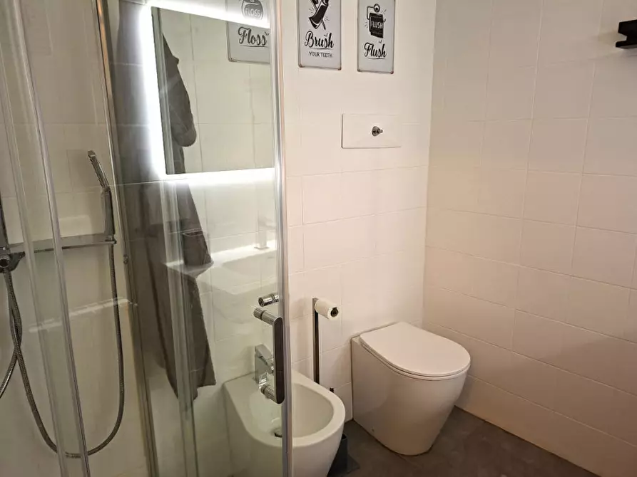 Immagine 6 di Appartamento in affitto  a Verona