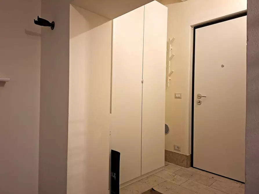 Immagine 12 di Appartamento in affitto  a Verona