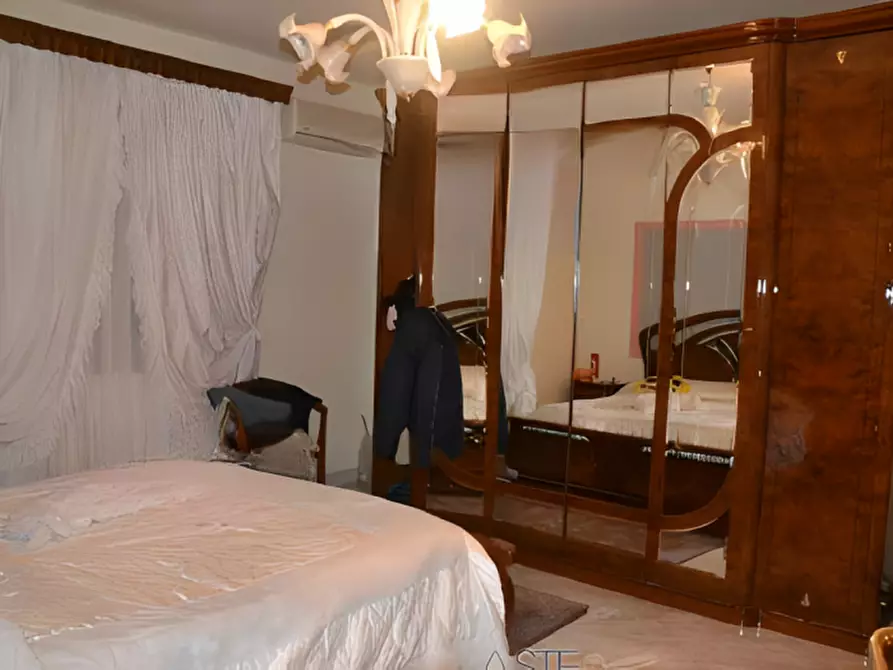 Immagine 4 di Appartamento in vendita  in Via Giambattista Vico, 112 a Francofonte