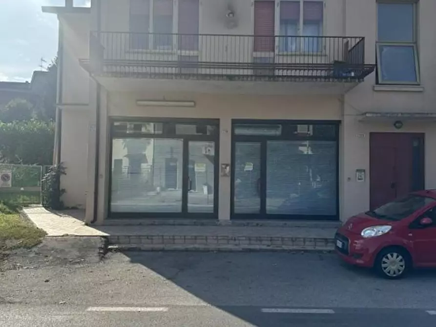 Immagine 6 di Negozio in vendita  in Via Fornaci a Padova