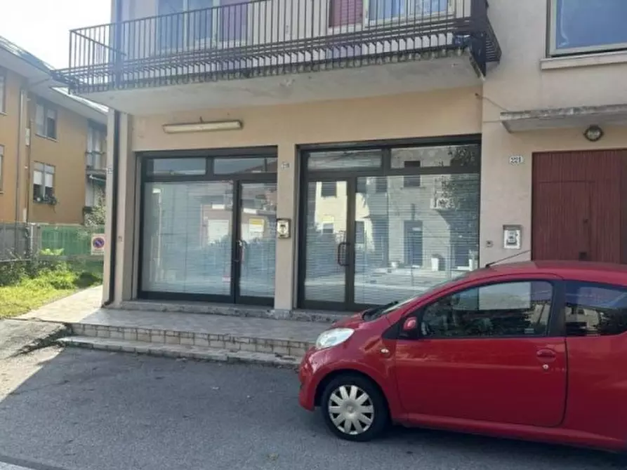 Immagine 7 di Negozio in vendita  in Via Fornaci a Padova