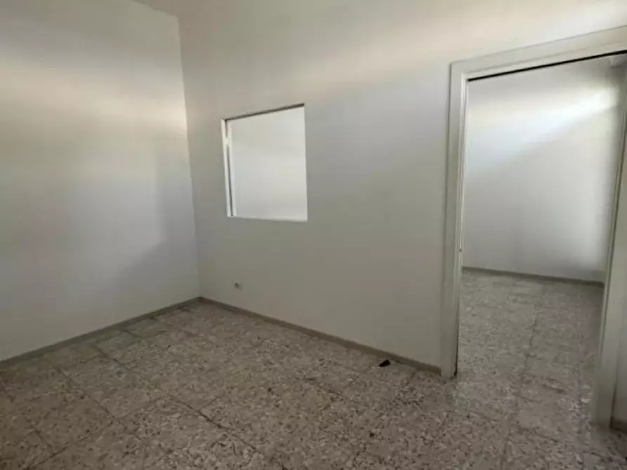 Immagine 29 di Negozio in vendita  in Via Fornaci a Padova