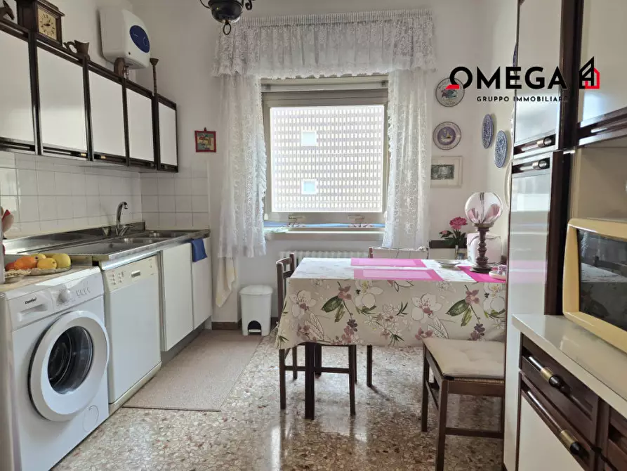 Immagine 8 di Appartamento in vendita  in Piazza dei Foraggi 5 a Trieste