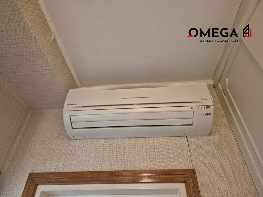 Immagine 17 di Appartamento in vendita  in Piazza dei Foraggi 5 a Trieste