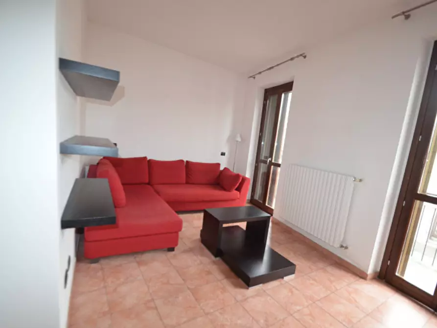 Immagine 2 di Appartamento in vendita  a Pavia