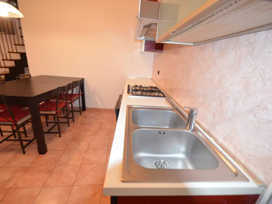 Immagine 13 di Appartamento in vendita  a Pavia