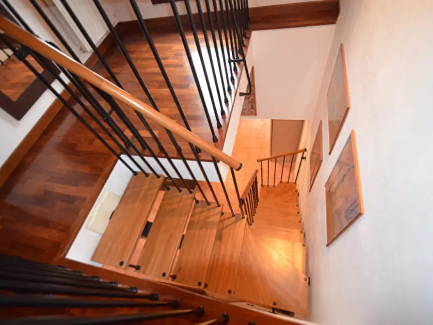 Immagine 15 di Appartamento in vendita  a Pavia