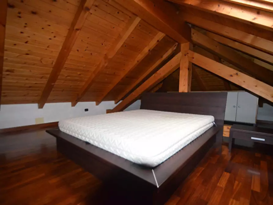 Immagine 23 di Appartamento in vendita  a Pavia