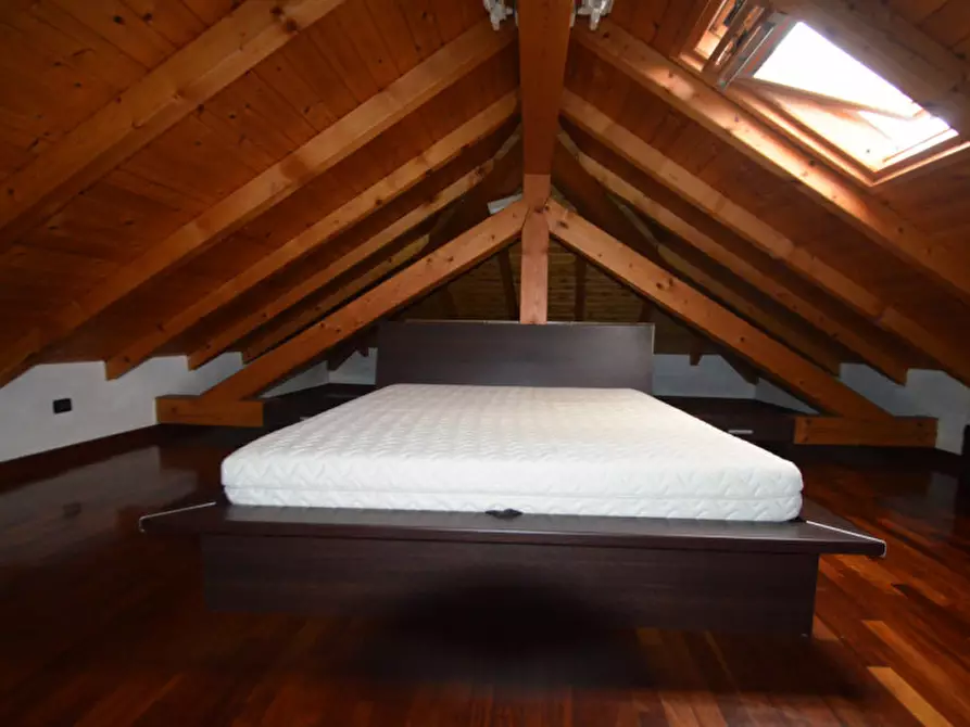 Immagine 26 di Appartamento in vendita  a Pavia