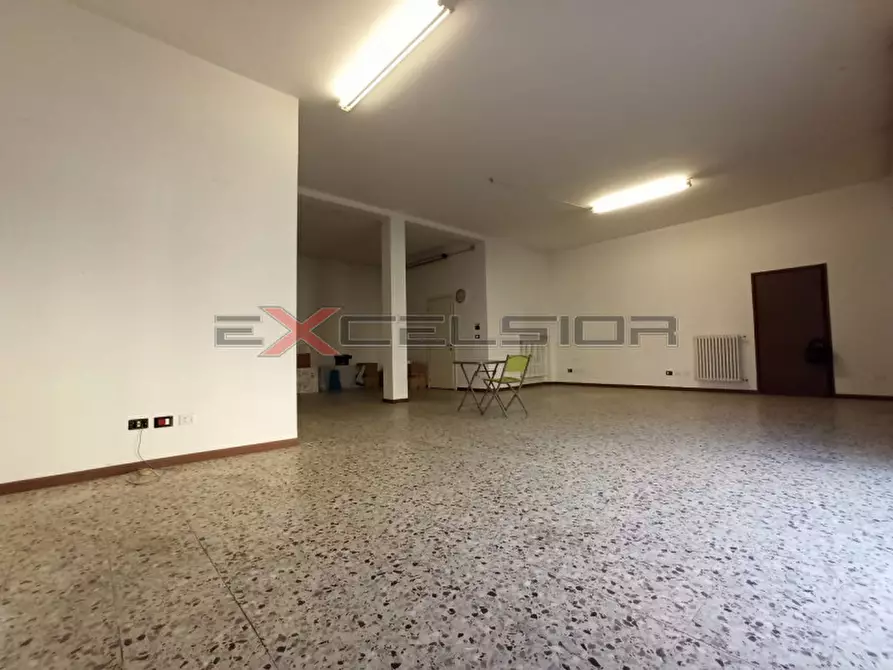 Immagine 2 di Negozio in affitto  in Corso Risorgimento, 160 porto Viro a Porto Viro