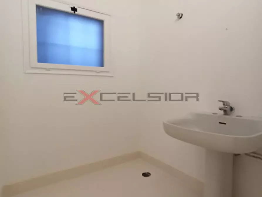 Immagine 5 di Negozio in affitto  in Corso Risorgimento, 160 porto Viro a Porto Viro