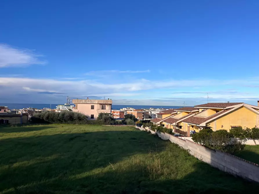 Immagine 2 di Villa in vendita  in VIA NETTUNENSE 47 a Anzio