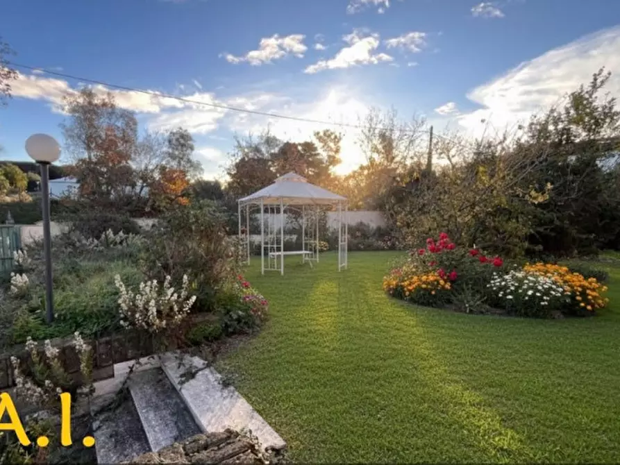 Immagine 3 di Villa in vendita  in VIA NETTUNENSE 47 a Anzio