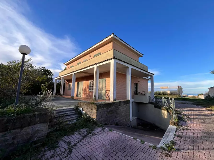 Immagine 4 di Villa in vendita  in VIA NETTUNENSE 47 a Anzio