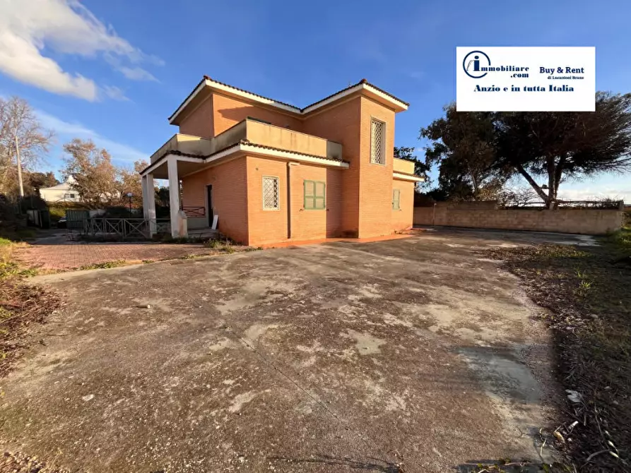 Immagine 6 di Villa in vendita  in VIA NETTUNENSE 47 a Anzio