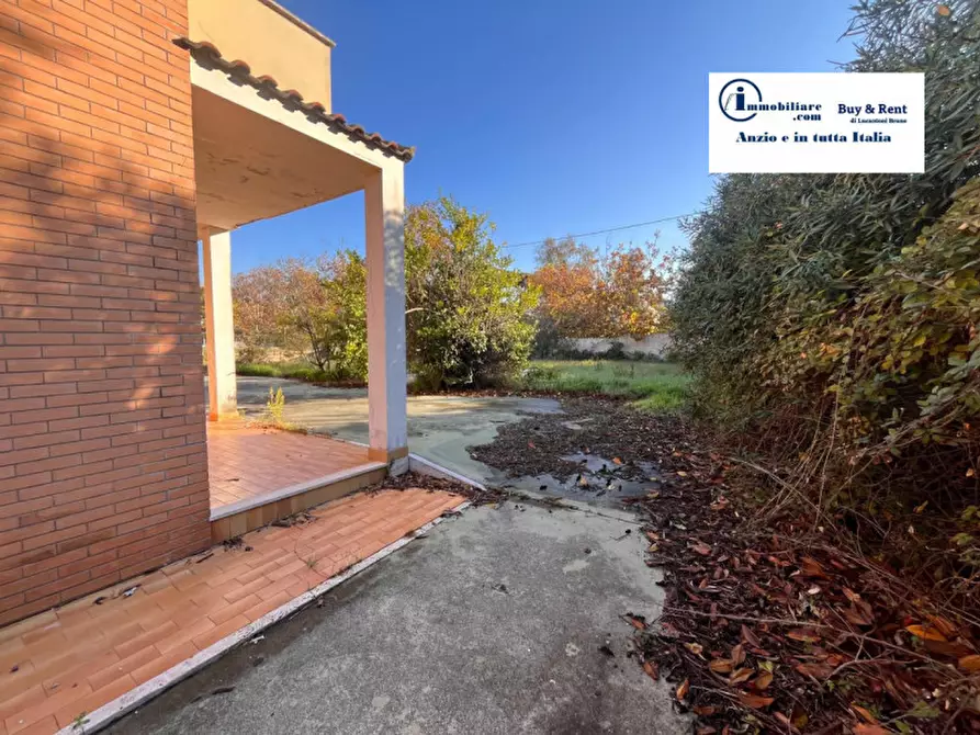Immagine 8 di Villa in vendita  in VIA NETTUNENSE 47 a Anzio