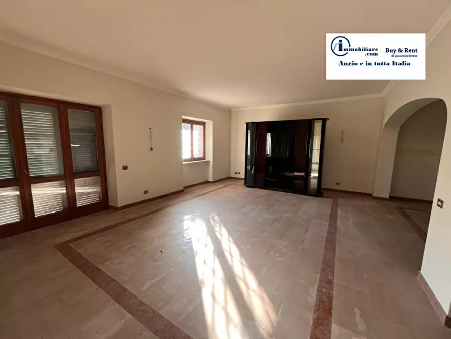 Immagine 11 di Villa in vendita  in VIA NETTUNENSE 47 a Anzio