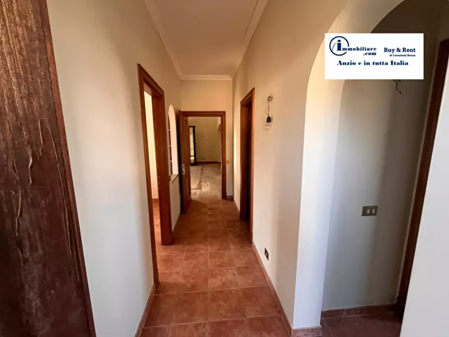 Immagine 18 di Villa in vendita  in VIA NETTUNENSE 47 a Anzio