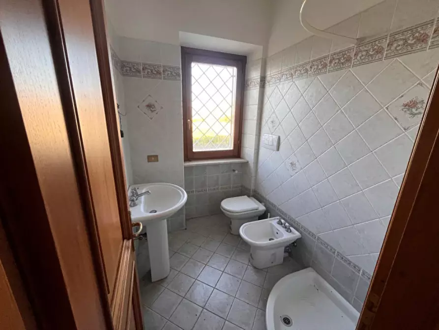 Immagine 20 di Villa in vendita  in VIA NETTUNENSE 47 a Anzio