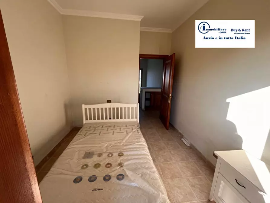 Immagine 25 di Villa in vendita  in VIA NETTUNENSE 47 a Anzio