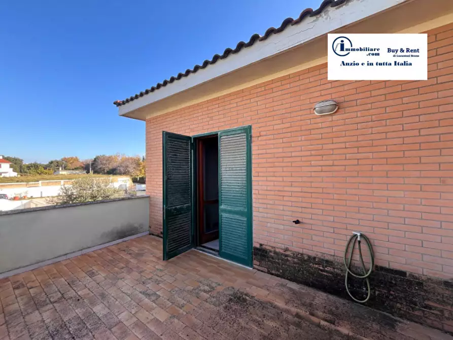 Immagine 28 di Villa in vendita  in VIA NETTUNENSE 47 a Anzio