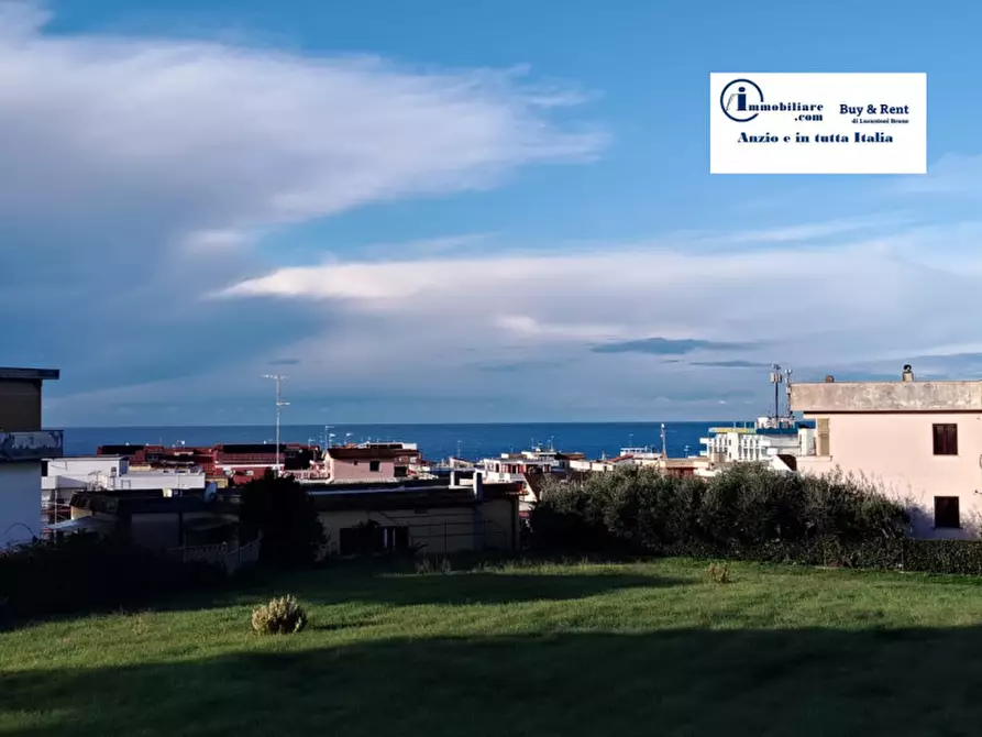 Immagine 29 di Villa in vendita  in VIA NETTUNENSE 47 a Anzio