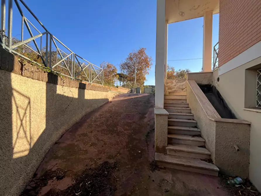 Immagine 34 di Villa in vendita  in VIA NETTUNENSE 47 a Anzio