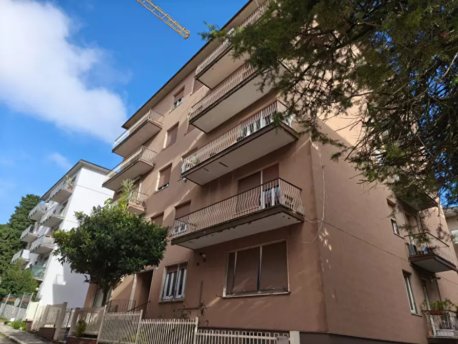 Immagine 1 di Appartamento in vendita  in VIA ROSATI a Macerata