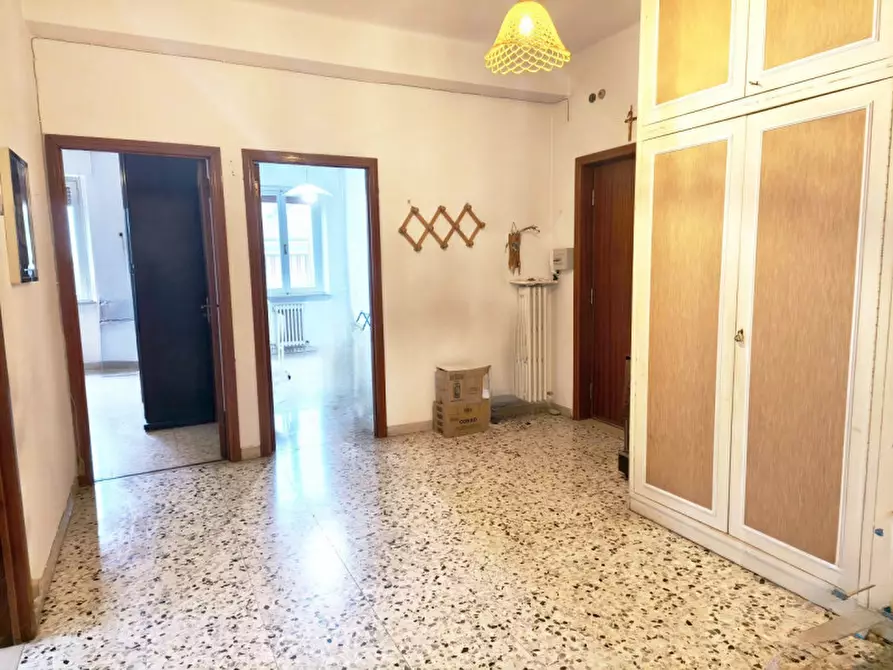 Immagine 11 di Appartamento in vendita  in VIA ROSATI a Macerata