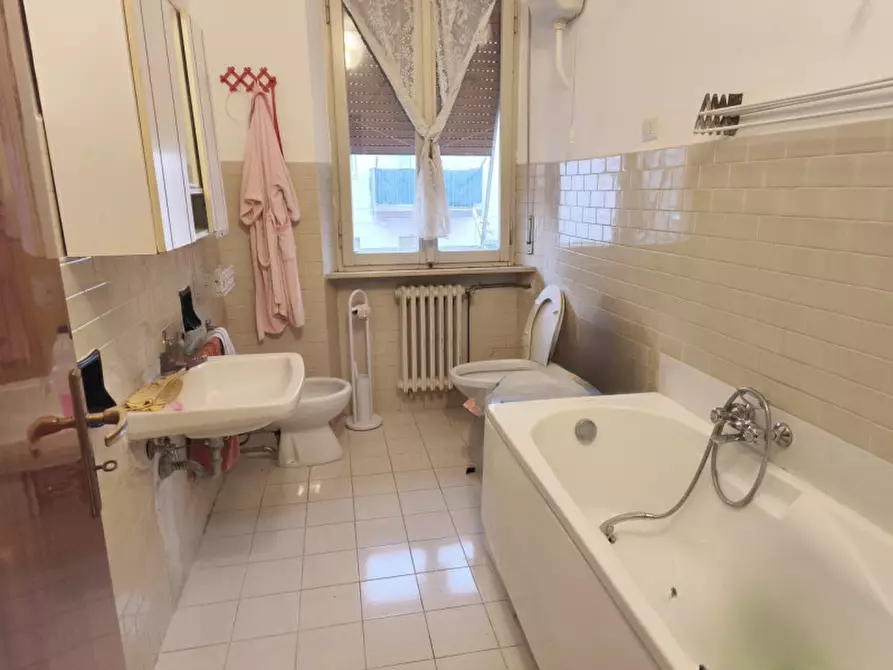 Immagine 12 di Appartamento in vendita  in VIA ROSATI a Macerata