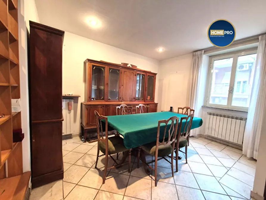 Immagine 2 di Appartamento in vendita  in Via Segesta a Roma