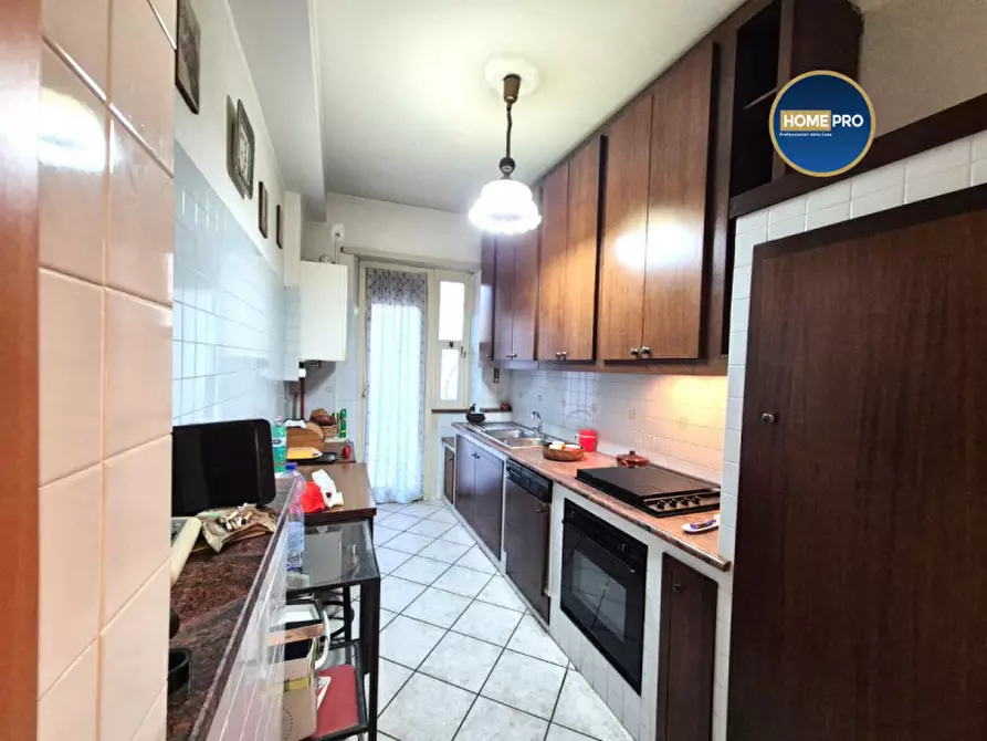 Immagine 12 di Appartamento in vendita  in Via Segesta a Roma